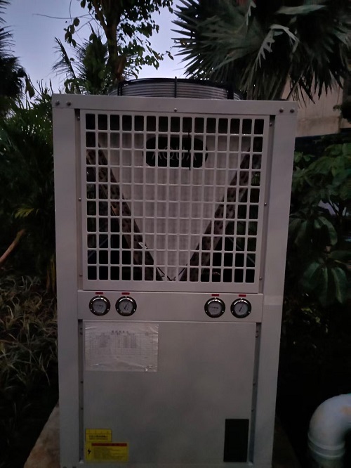 空气源热泵 空气源热泵